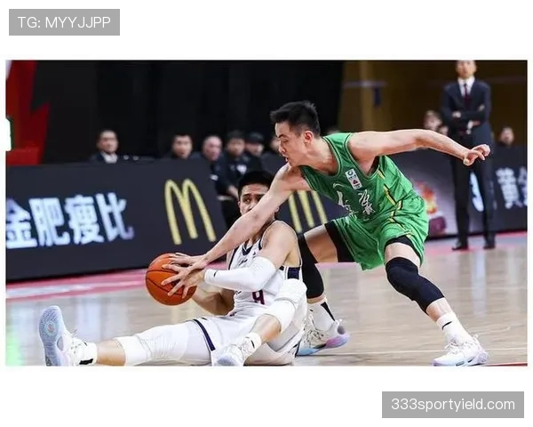 掌握篮球加时赛球权规则，明确攻防转换关键点